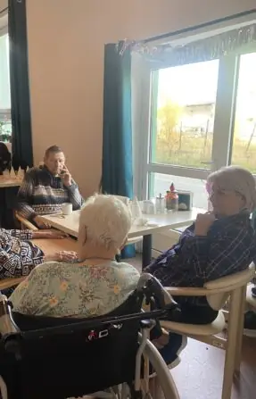 F6993F30-AB67-44F6-9DF7-17EDC6F1AF6A