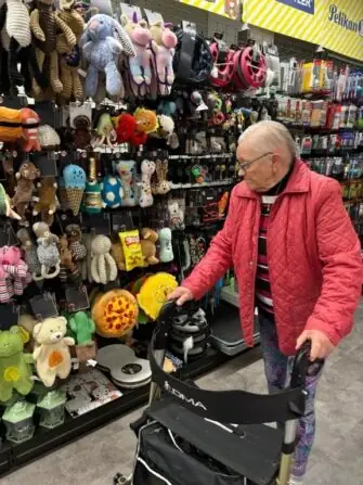 aefc976c-32a9-420b-855c-7f5e268fad21