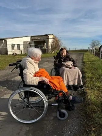 b565af20-49ee-47ec-9312-945019fade73