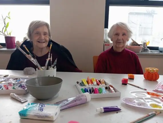 ce6d7b27-a51e-404c-98c7-14805f7160ff