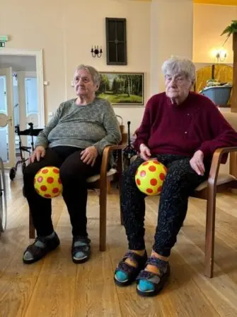 cec92e37-bfd4-4aeb-a360-1005cc990302