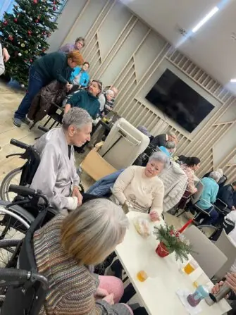 0a9b33c7-3a28-4625-82ec-ef541816091d