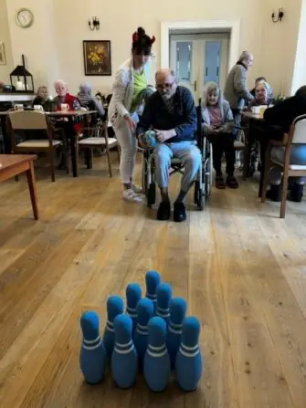 3dc33d8d-d428-4300-ad0e-4d5abaf36982