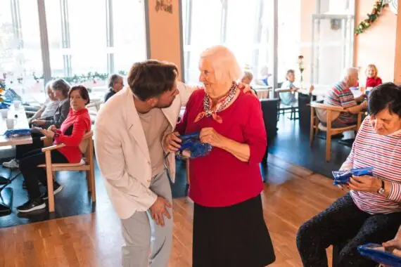 9cf1f8bc-0914-4ed7-93c0-25add27fe0fd