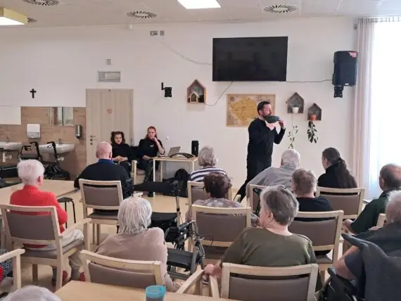 9ed636be-5c8c-4aa4-aa46-5992c72d59d8