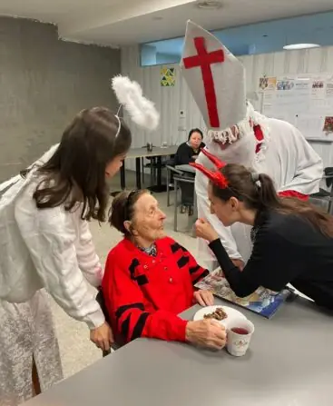 WhatsApp Image 2025-12-05 at 12.42.01 (2)