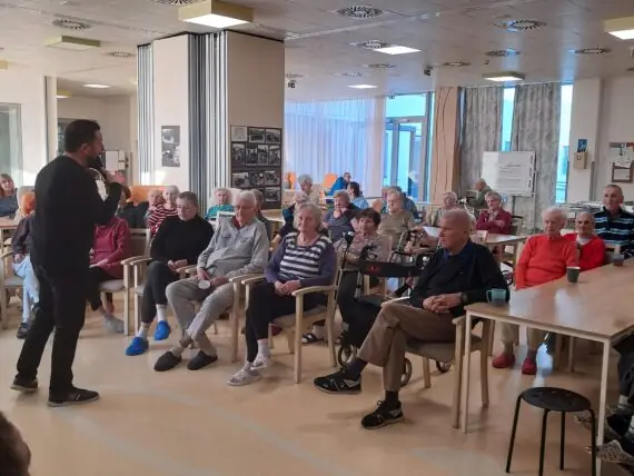 f8541521-d92f-4d41-b09f-18c7b08c546f