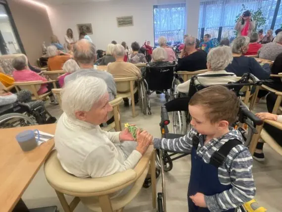 motion_photo_7101698857643281465