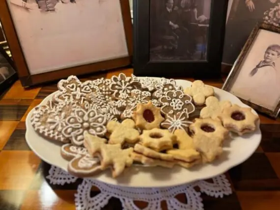 1a6ad7b6-dbd2-465d-8a1c-a4d45c73322a