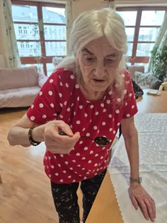 540ab3f9-5769-43fb-ba6b-6de243ae6b22