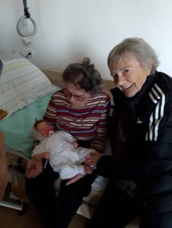 Terapeutické panenky v SeniorCentru Liberec