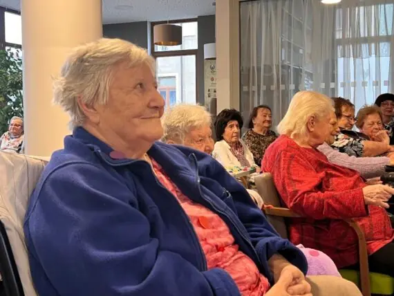 099ab738-8ff5-4806-802a-7610b7350781