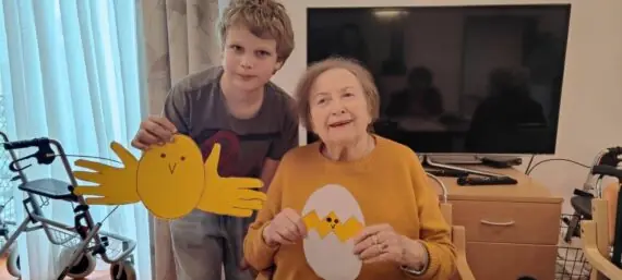 1744737076673-1536x692