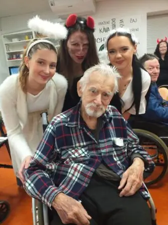 20241206_093928-1152x1536