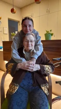 20250116_142738-864x1536