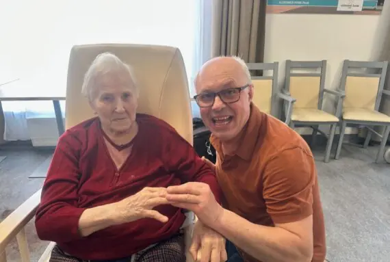 24402a92-348e-45d9-a0ad-abf15444d615