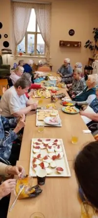 4e38e63b-f8ba-45bc-bbf6-7859c6871c94-691x1536