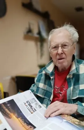 605e1ce5-d273-45e7-8818-4b470c74626a