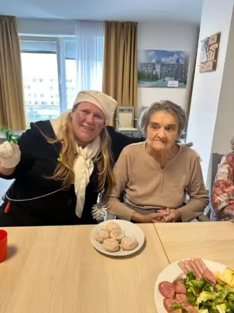 9774f6eb-2886-4573-ab69-198445b179f1