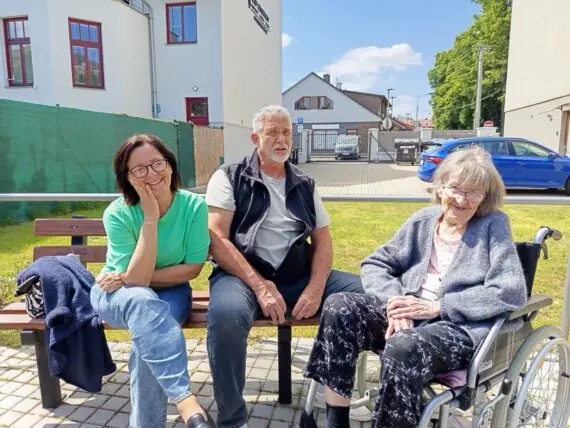 Cepkova-s-rodinou-1536x1152