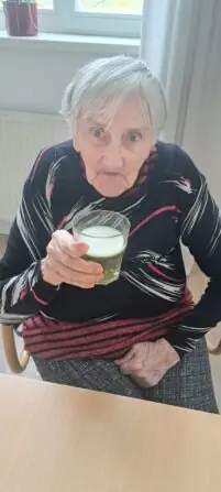 IMG-20250417-WA0002-692x1536