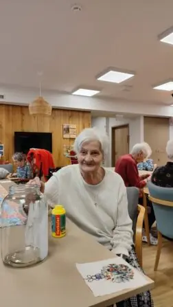 Předvánoční tvoření dekorací v Senevida Humpolec