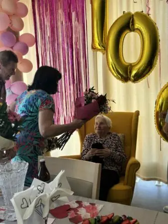 Messenger_creation_F12B93BD-2784-4D70-B76F-E60876AAC93A-1152x1536