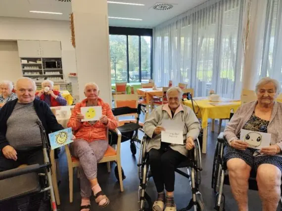 SeniorCentrum-Havirov-Vesele-setkani-deti-a-klientu-6