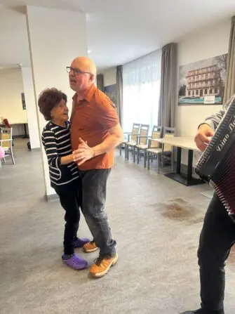 ae38875c-4802-4770-a3e6-895360b2d197