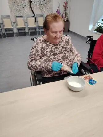 ce08e8ca-f537-45e3-baaa-79f70f97a492