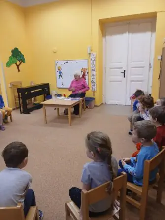 čtecí babičky - Mš Sluníčko (3)