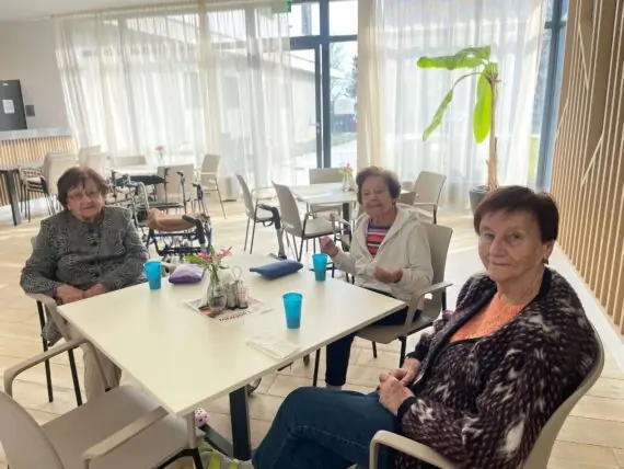 19c90180-994d-4cac-be3c-1ef5fc7e4fbf_004