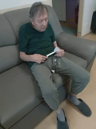 2e0897b6-cff9-4a7c-8597-f5ef75cd6f64