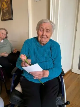 51f9a652-2933-414c-a45c-acd2d9721d3f