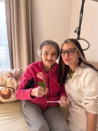 724ab1d8-c635-404a-a92e-4ea008ba5621