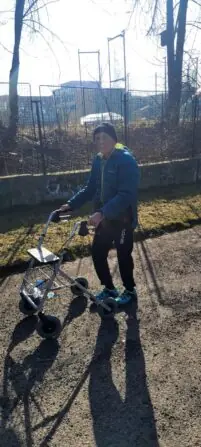 d8980cf9-3dbd-44fb-a217-c4351bc3bfc7