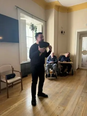 e32ea24f-3de5-41f4-b3f1-c26cd65f1b49