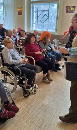 e5feecb9-70fc-4726-a3ce-5cbb08840b6a_001