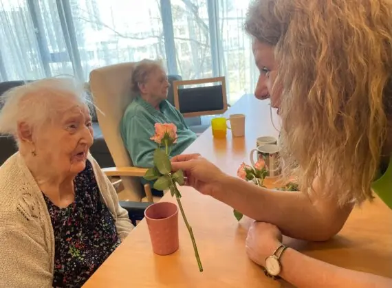 original-C4C3DE67-3EE8-49F4-AA37-984FAAF48B0F