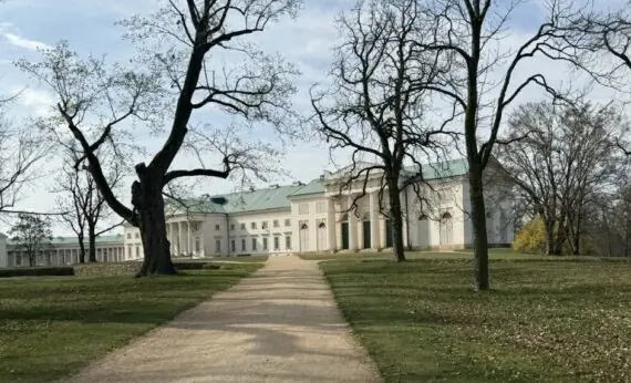 výlet na zámek kačina (17)