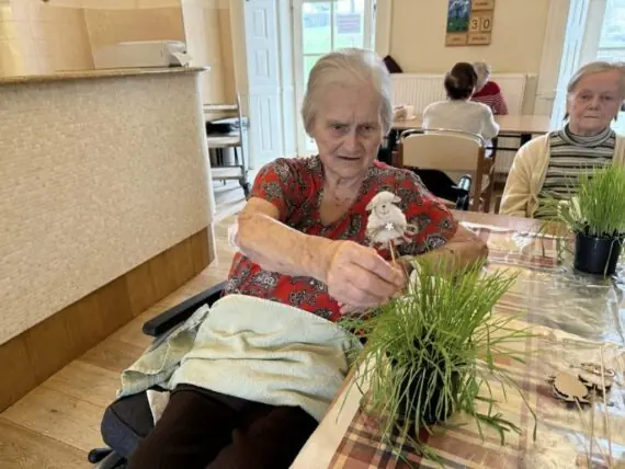 výroba velikonočních dekorací (2)