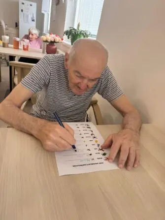 b2363c10-d4eb-4fe4-bc8c-843bc3fc36c9